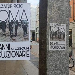 Marcia su Roma, manifesti misteriosi nel centro di Busto