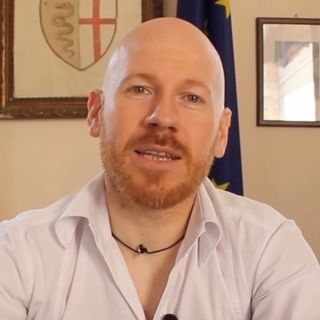 Erba alta a Fagnano, il sindaco: «Non ho le fette di salame sugli occhi, chiedo scusa. Interveniamo»