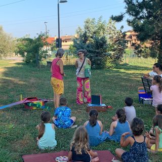 Le storie mettono le ali ai bambini di Marnate