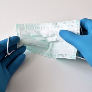 Sollievo mascherine nelle strutture sanitarie, stop all'obbligo (quasi) ovunque: la situazione in Asst e Rsa