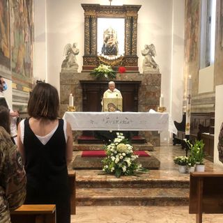 La Caritas festeggia i 70 anni di don Francesco Casati. Presenti anche i vertici militari della Ugo Mara