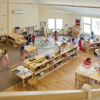 Da settembre alla scuola Pascoli si sperimenta il metodo Montessori