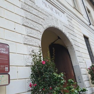 Busto, il rimpasto di giunta può attendere. La Lega ottiene il rinvio delle decisioni a settembre