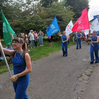 FOTO E VIDEO. La sfilata dedicata alle stagioni ha dato inizio al Palio di Gorla Minore