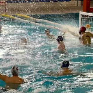 Pallanuoto, Busto travolge Como: «Così si fanno le cose giuste. Insieme»