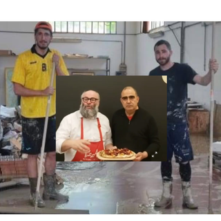 Nico con Elio e la nuova pizza per aiutare l'Emilia Romagna - foto dalla pagina Facebook di PizzAut