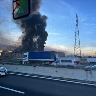 Foto in autostrada per cortesia di Dado Pagani. Sotto le immagini diffuse dal Comune