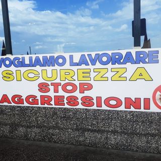 Presidio dei sindacati a Malpensa dopo l’aggressione di un operatore