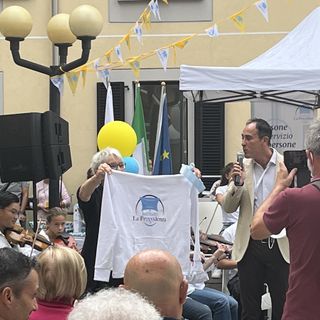 VIDEO E FOTO. La Provvidenza, i suoi dipendenti e volontari: «Questo non è un luogo di lavoro qualsiasi, con il calore dei nostri anziani e le loro valigie di ricordi»