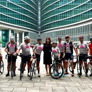La “Race Across Limits” costeggia il lago di Varese e supporta i caregiver