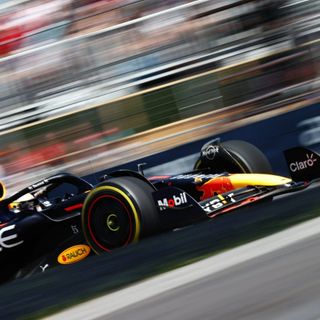 Welcome Back Montreal. Bene la Red Bull, penalità per Leclerc