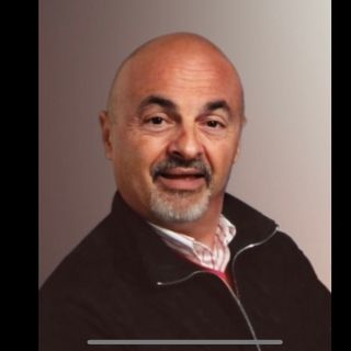 Addio all'imprenditore Riccardo Salvati