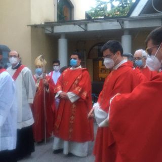 Busto, l'arcivescovo a San Giuseppe: «Che emozione usare il calice di don Isidoro»