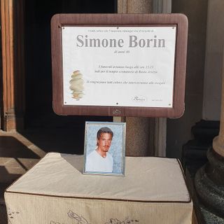 L’abbraccio di Busto a Simone Borin. «Ci avviciniamo al dolore di questa famiglia in punta di piedi, con tanto rispetto»