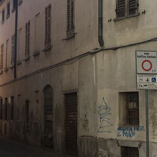 Via Solferino vista da via Montebello