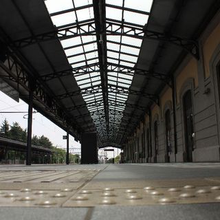 Un viaggio alla scoperta della stazione di Busto che compie cento anni