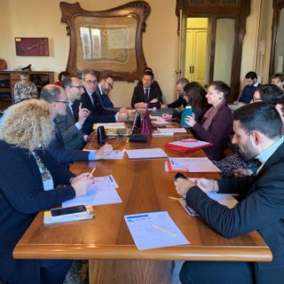 Traffico intorno alle scuole, per consegnare le merci o per andare a lavorare: Busto vuole domarlo in modo &quot;intelligente&quot;