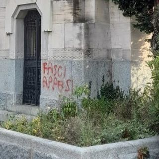 Tomba vandalizzata e ladro “colto in flagrante”. Cimiteri di Busto ancora nel mirino