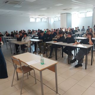 A lezione d’Europa. Isabella Tovaglieri incontra gli studenti del Liceo Internazionale