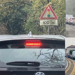 FOTO E VIDEO.  Via Raimondi chiusa, code e lunghe attese in Valle