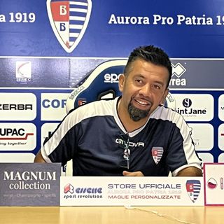 L'allenatore Jorge Vargas oggi in sala stampa