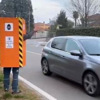 VIDEO. Ecco i nuovi velo-box di Olgiate dotati di… gambe per fuggire da Fleximan