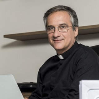 Monsignor Viganò - foto dal sito della Diocesi di Pistoia