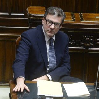 Manovra, Giorgetti “Sostenibilità e rispetto regole ue per stabilità economica”