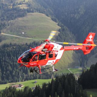 Automobilista varesina si scontra con un motociclista in Ticino: l'uomo è morto