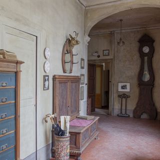 Primo mercato di rigatterie e anticaglie a Casa Macchi
