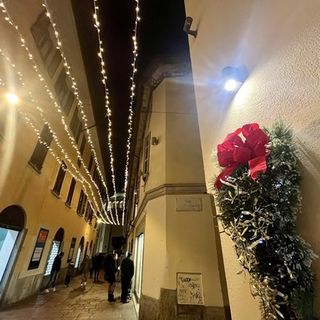 Via Sant'Antonio in versione natalizia