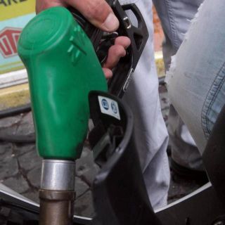 Caro carburanti, prezzi di benzina e diesel continuano a salire