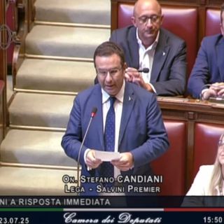 Candiani: «Le divise della Polizia devono essere Made in Italy» Candiani: «Le divise della Polizia devono essere Made in Italy»