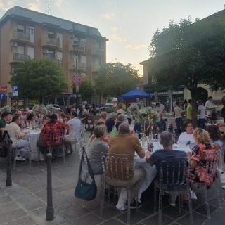 Pienone alla cena in piazza di Borsano, ora tocca a La Buca in via Salgari