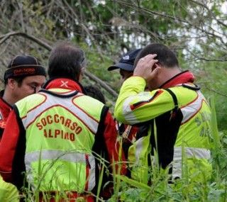 Chiamata d’emergenza dalla Val Grande: una coppia tedesca impaurita dall’orso, soccorso alpino in allerta