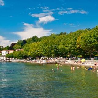 Tuffi nei laghi, l'appello per un'estate in sicurezza: «Fare il bagno è un piacere, non un rischio» Tuffi nei laghi, l'appello per un'estate in sicurezza: «Fare il bagno è un piacere, non un rischio»