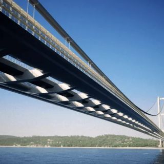 Disordini durante la manifestazione contro il ponte sullo Stretto a Messina: arrestato un varesino