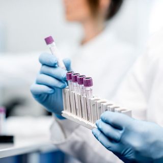 Decennale dell’esenzione D99 ticket per donne BRCA mutate ad alto rischio oncologico: un traguardo nato in collaborazione con Caos, Europa Donna Italia e Favo in ATS Insubria