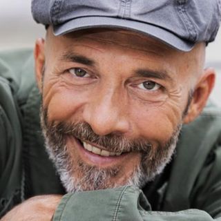 Una delle foto con cui Max Laudadio ha accompagnato il post con il saluto finale a "Striscia la Notizia"