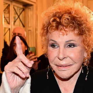 Ornella Vanoni, oggi il funerale nella sua Milano