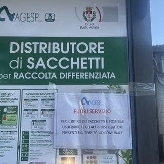 Distributori automatici, caccia ai sacchetti dei rifiuti per il 2026