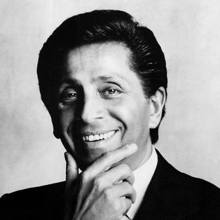 Moda, addio alla leggenda Valentino