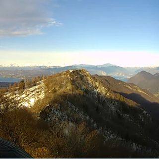 La situazione meteo sul Varesotto vista dalle webcam del Centro Geofisico Prealpino al Campo dei Fiori