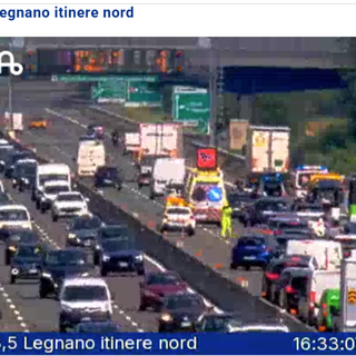 Le immagini dell'incidente tratte dalla webcam di Autostrade per l'Italia