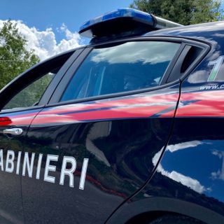 Arma clandestina in casa dopo una lite, rapina al supermercato sventata: tre arresti dei carabinieri tra Gallarate e Cairate