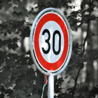 «Con velocità 30Km/h a Milano emissioni Co2 +1,5% e +2,7% Pm»