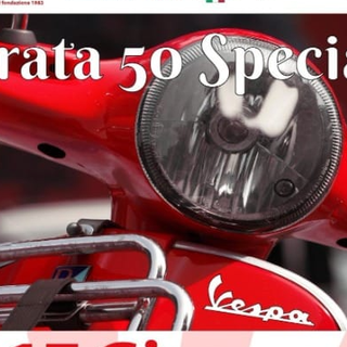 Busto Estate sale in Vespa e viaggia nel tempo