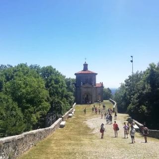 A spasso nella provincia di Varese tra Sacro Monte, fossili di Besano e Valle Olona