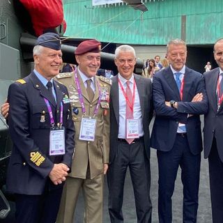 Leonardo presenta a Eurosatory l’elicottero AW249: tecnologia e capacità operative di nuova generazione