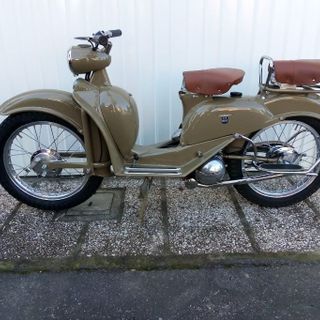 Il prototipo della 125N soprannominata Macchino o anche Cigno 125: progettata da Lino Tonti, venne prodotta a partire dal 1951.